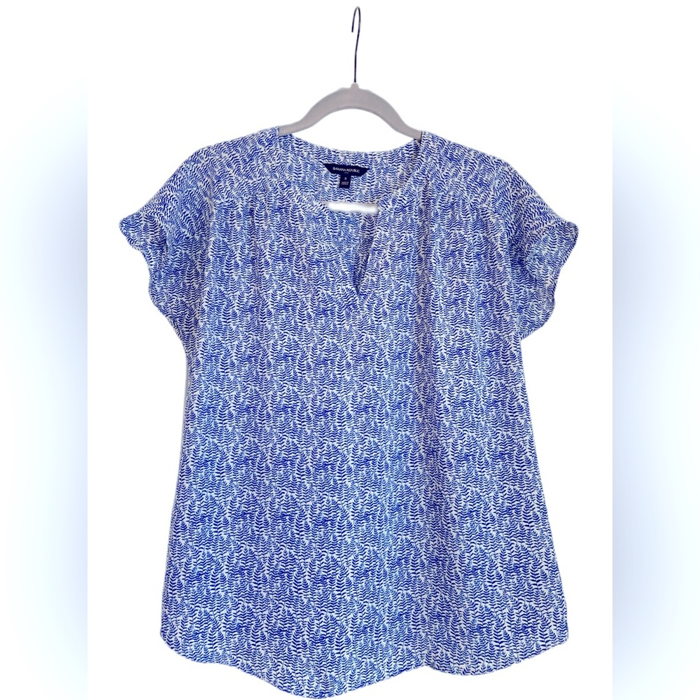 Banana Republic blue and white blouse